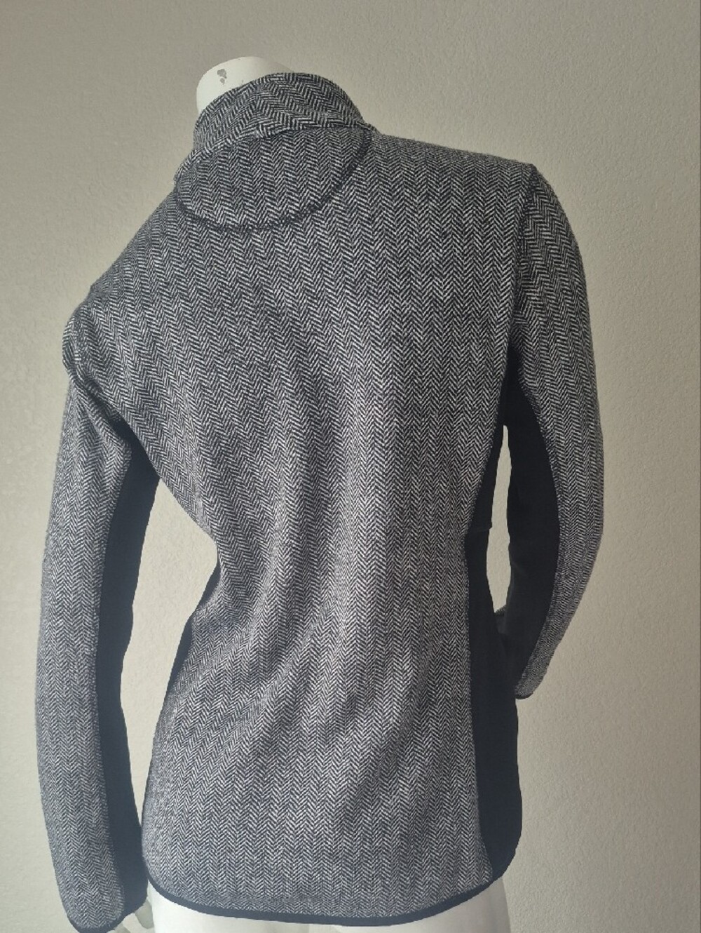 Gray Herringbone Zip Utility Jacket with Black Panels - Picture 3 of 5